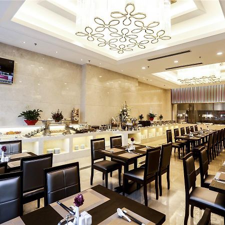 Shenyang Mingcheng Jin Jiang International Hotel Buitenkant foto
