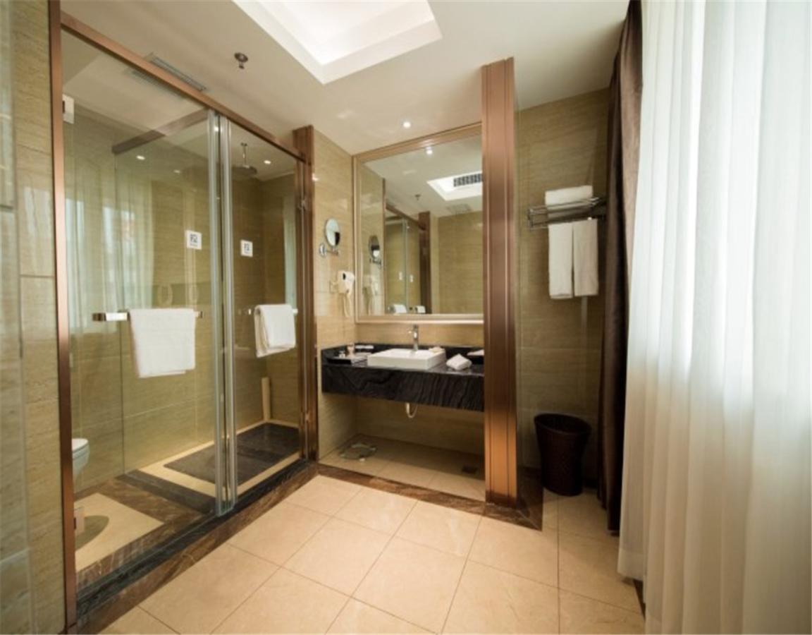 Shenyang Mingcheng Jin Jiang International Hotel Buitenkant foto